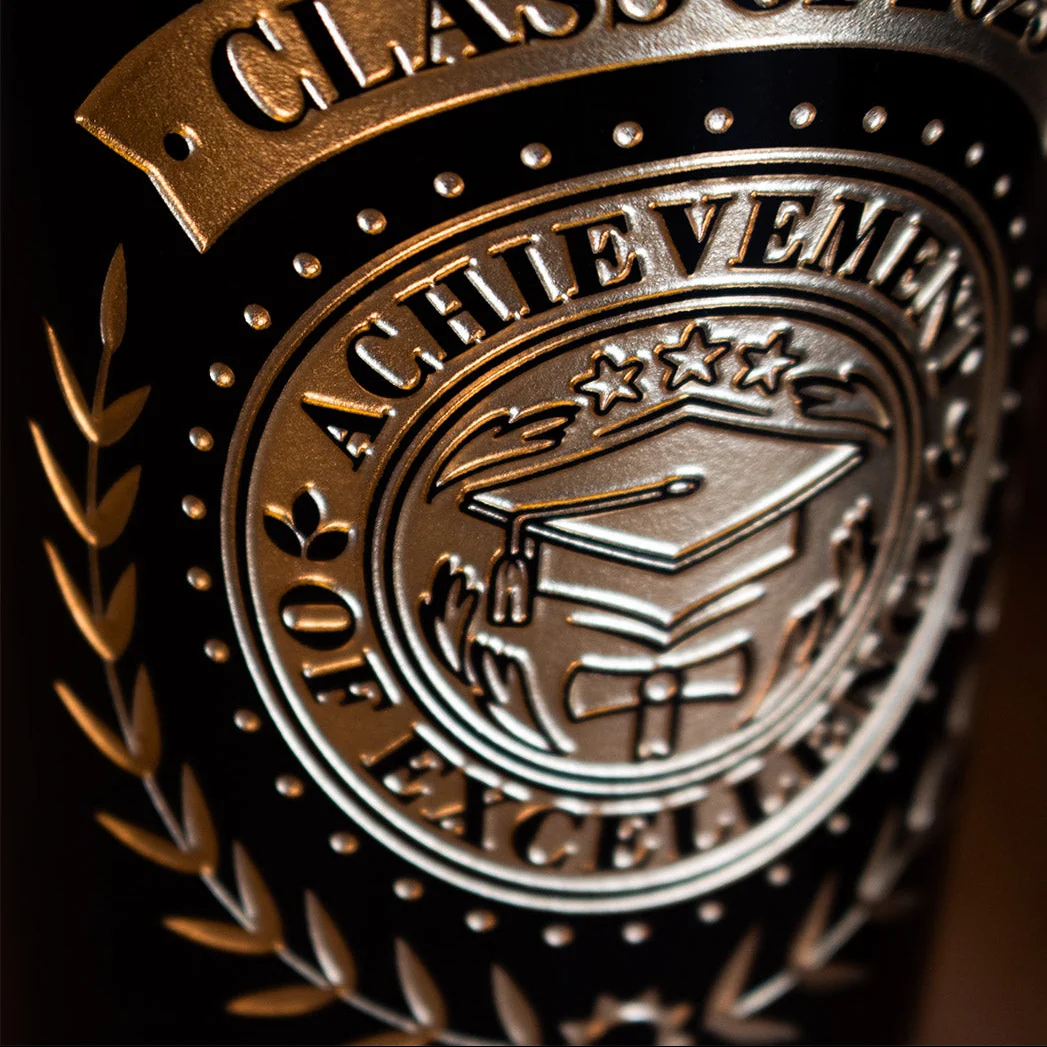 Custom Graduation Laurel Etched Wine - Image 8
