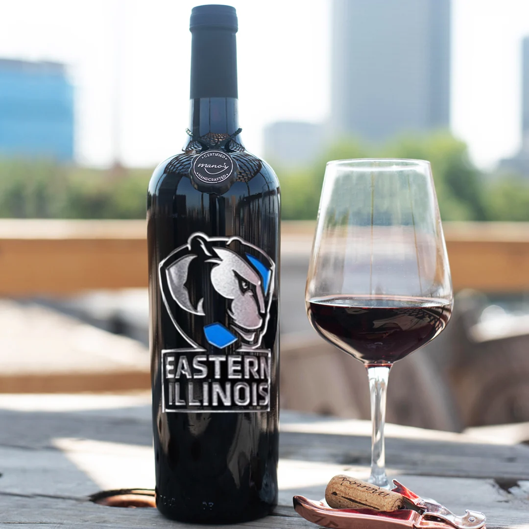 Eastern Illinois University Etched Wine Bottle - Image 3