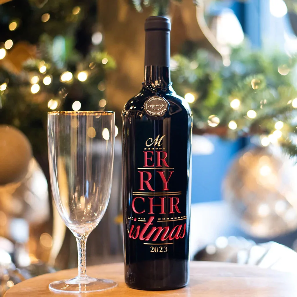 Merry Christmas 2025 Etched Wine Bottle - Image 2