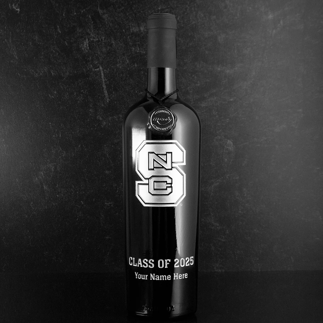 NC State Logo Custom Name Etched Wine - Image 3