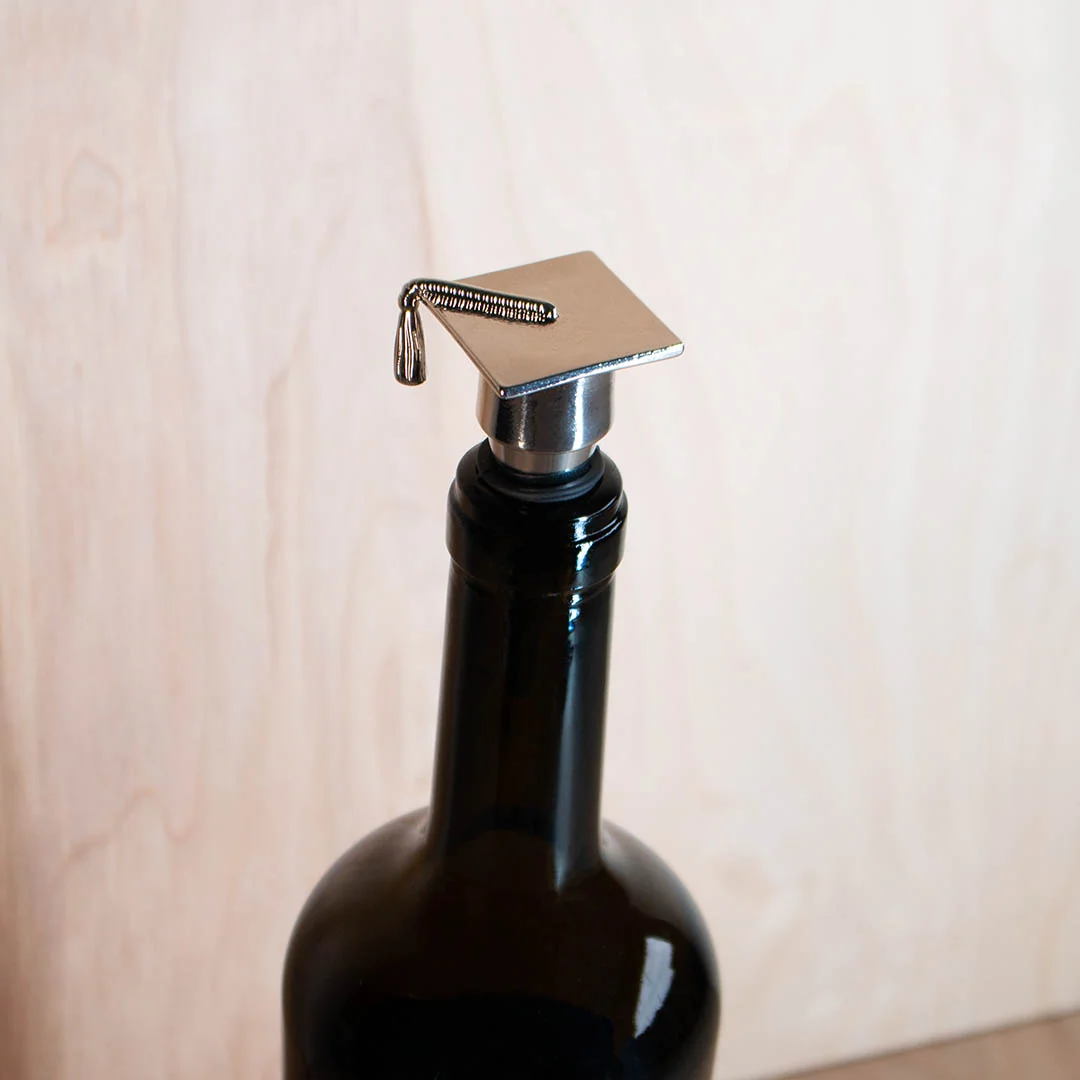 Silver Graduation Cap Wine Stopper - Image 4