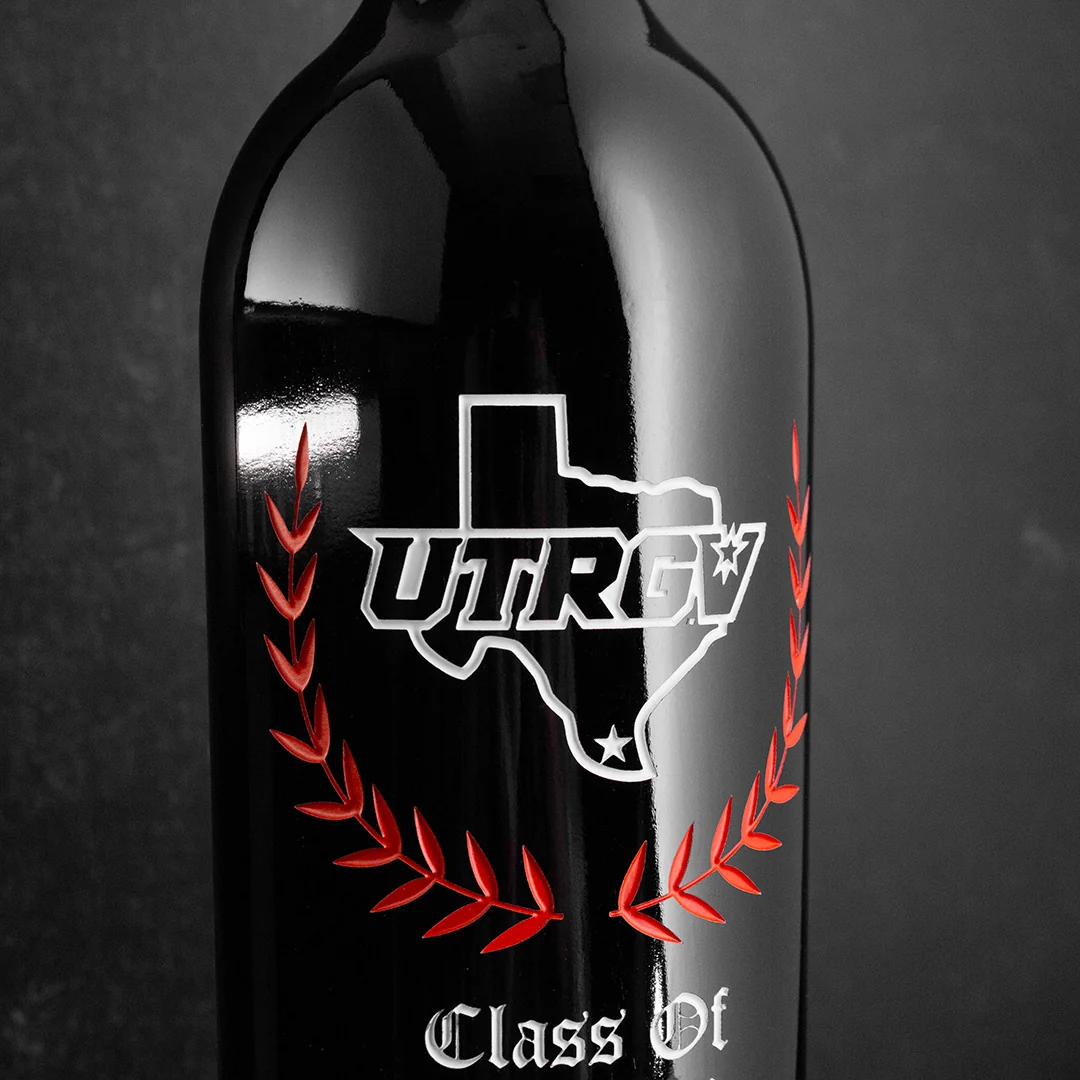 The University of Texas Rio Grande Valley Custom Alumni Etched Wine - Image 3